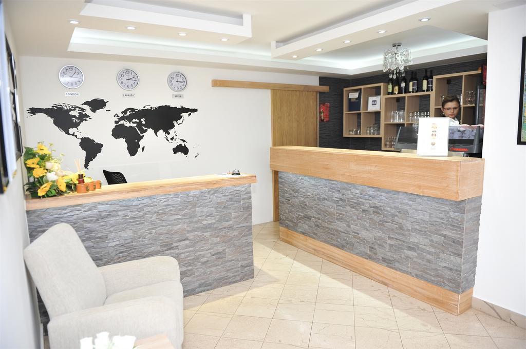 Gec Hotel Zaprešić Buitenkant foto