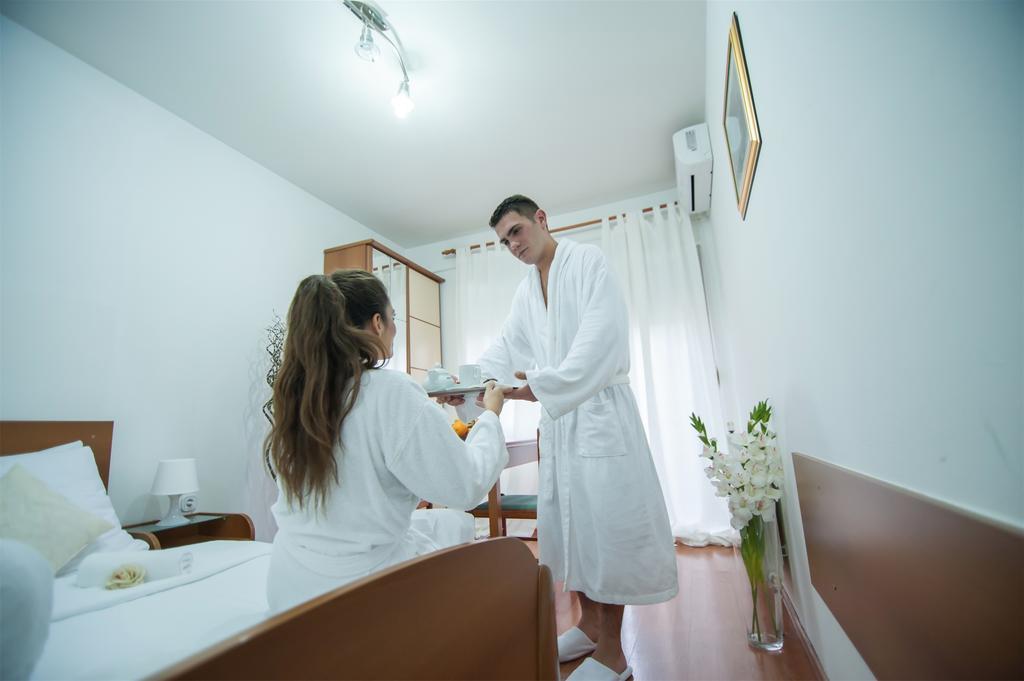 Gec Hotel Zaprešić Kamer foto