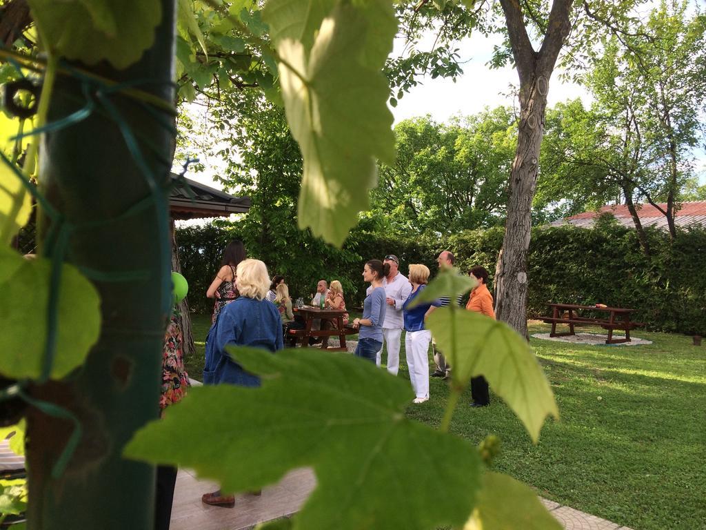 Gec Hotel Zaprešić Buitenkant foto