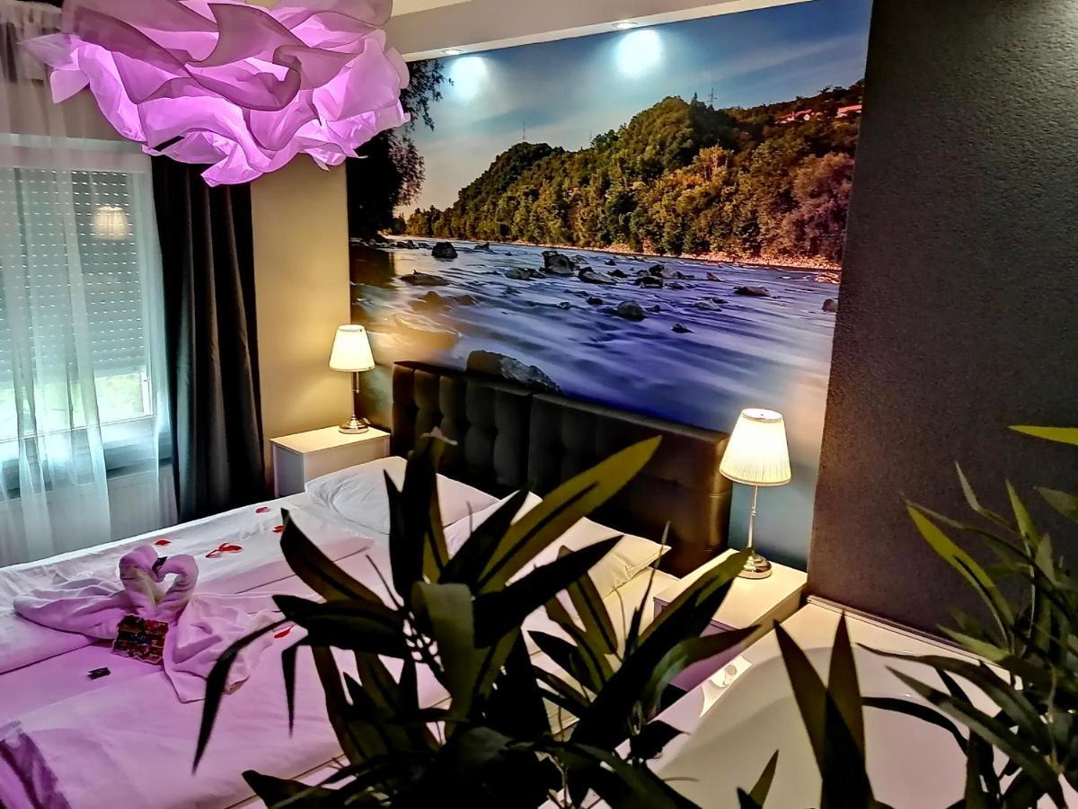 Gec Hotel Zaprešić Buitenkant foto